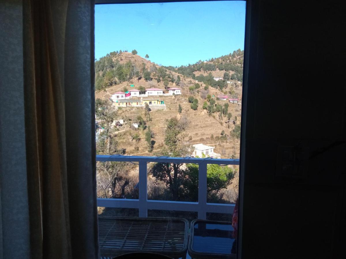 In Apple Estate Kanatal - Himalayan View Resort With Courteous Staff ภายนอก รูปภาพ