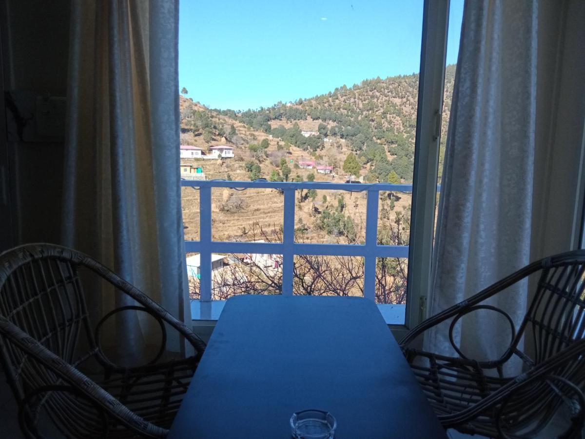 In Apple Estate Kanatal - Himalayan View Resort With Courteous Staff ภายนอก รูปภาพ