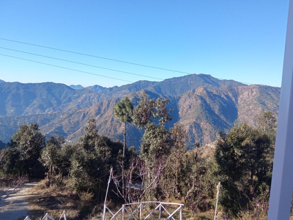 In Apple Estate Kanatal - Himalayan View Resort With Courteous Staff ภายนอก รูปภาพ
