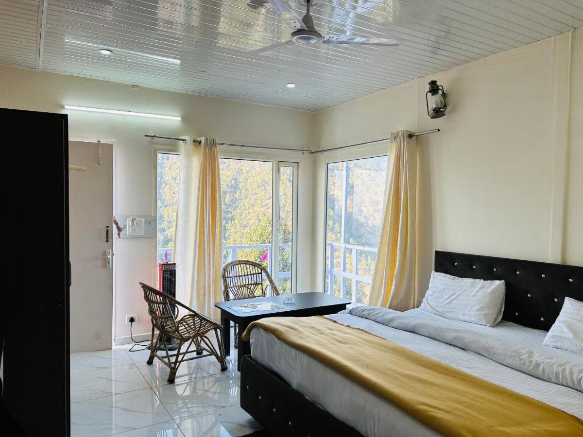 In Apple Estate Kanatal - Himalayan View Resort With Courteous Staff ภายนอก รูปภาพ